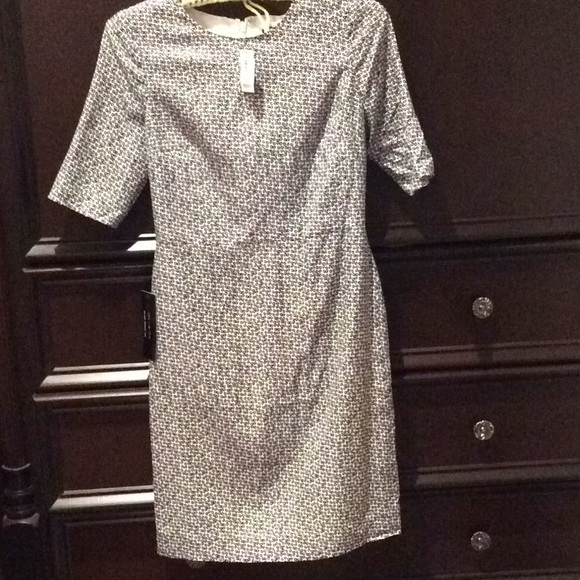 The Limited Dresses & Skirts - Classic all occasion silk lined dress The Limited Dresses & Skirts - Classic all occasion silk lined dress